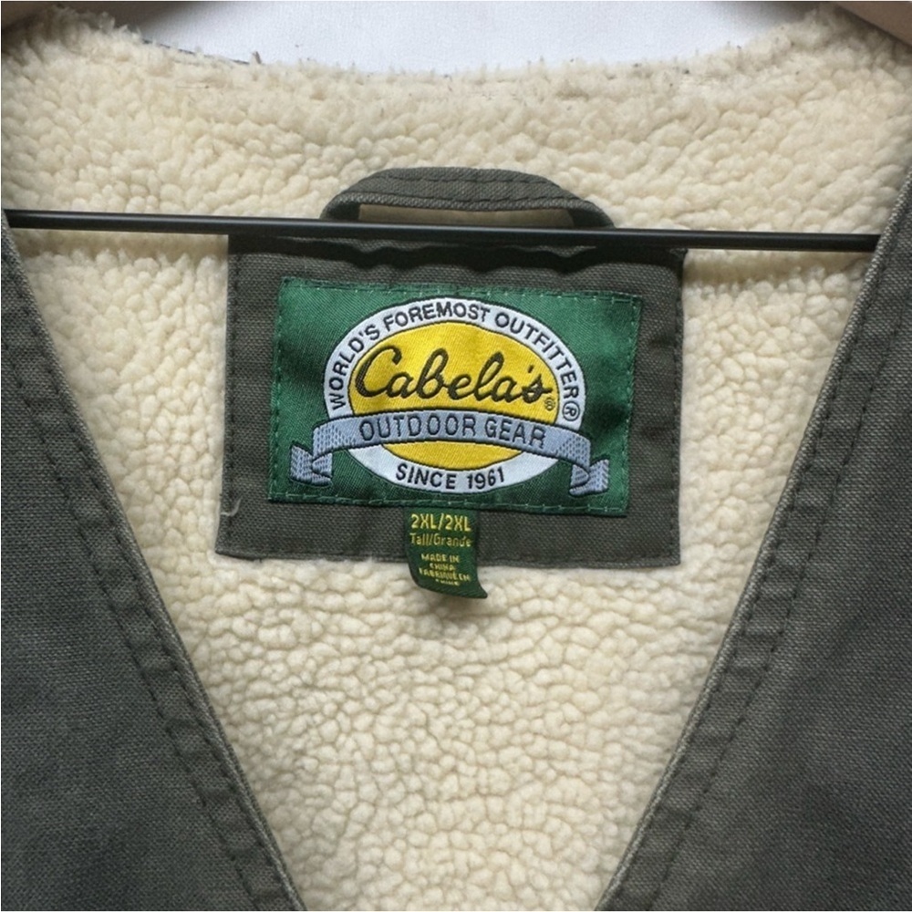 Cabela’s 2XL Tall Sherpa Lined Canvas Zip Vest Olive Green - Picture 2 of 8